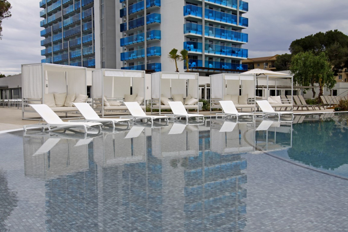 BG Tonga and Suites Tower Design Hotel