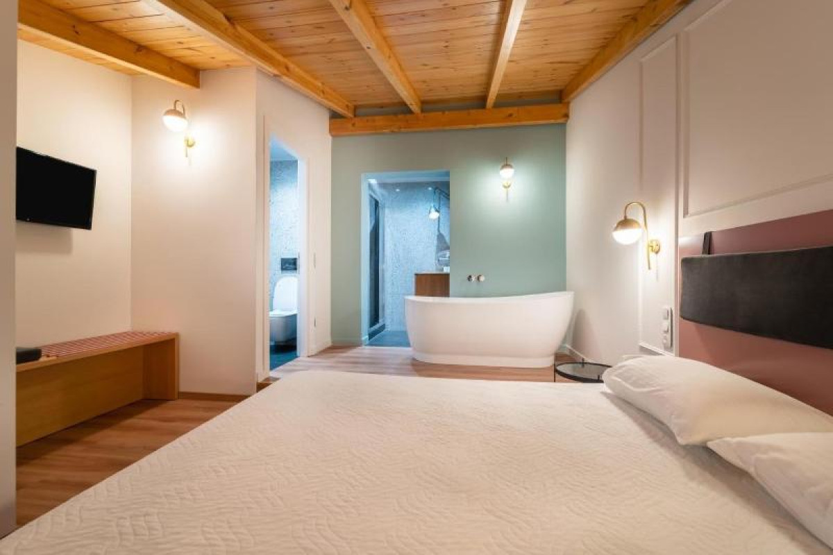 Allure Central Boutique Hotel