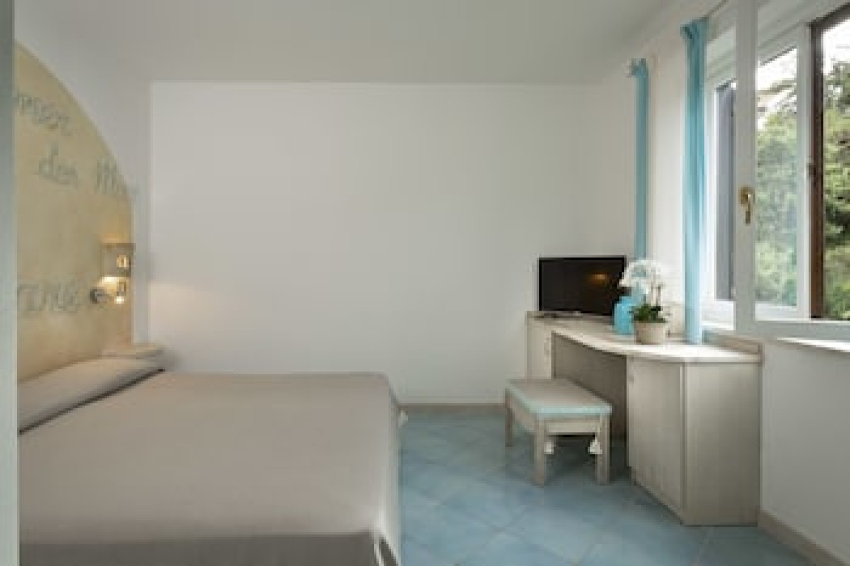 CORALLARO HOTEL