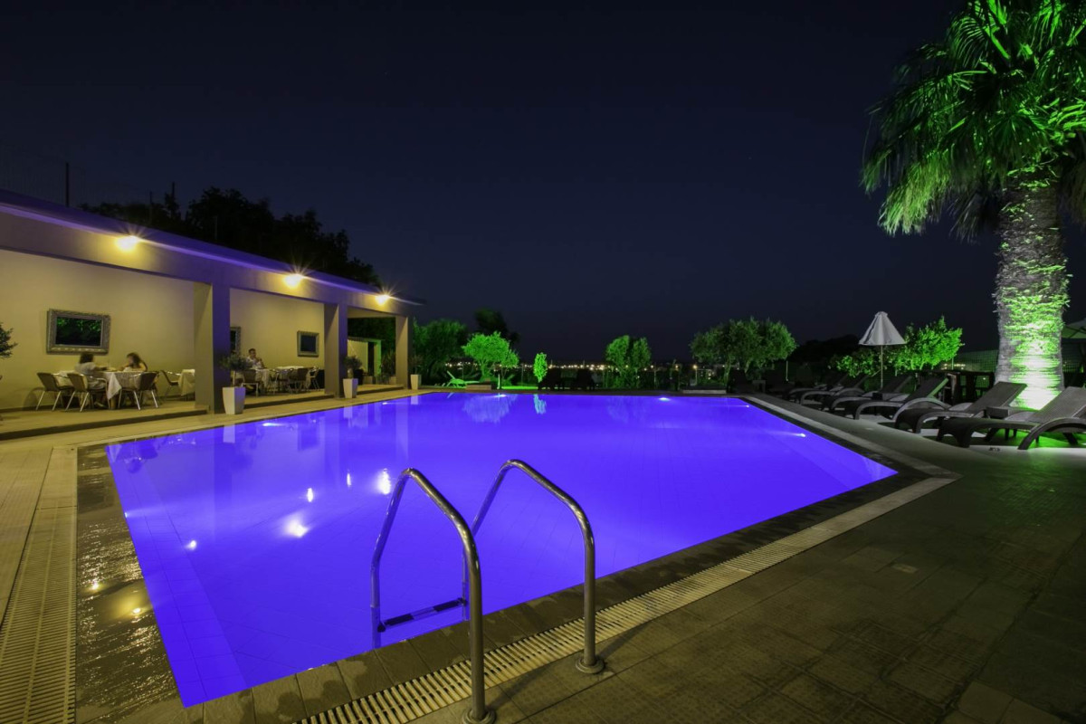 Hillside Studios&Apartments