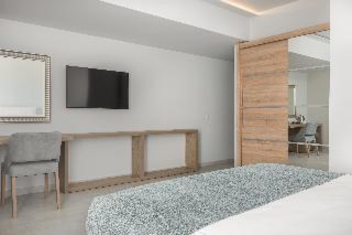 GOLDEN MARE RESORT