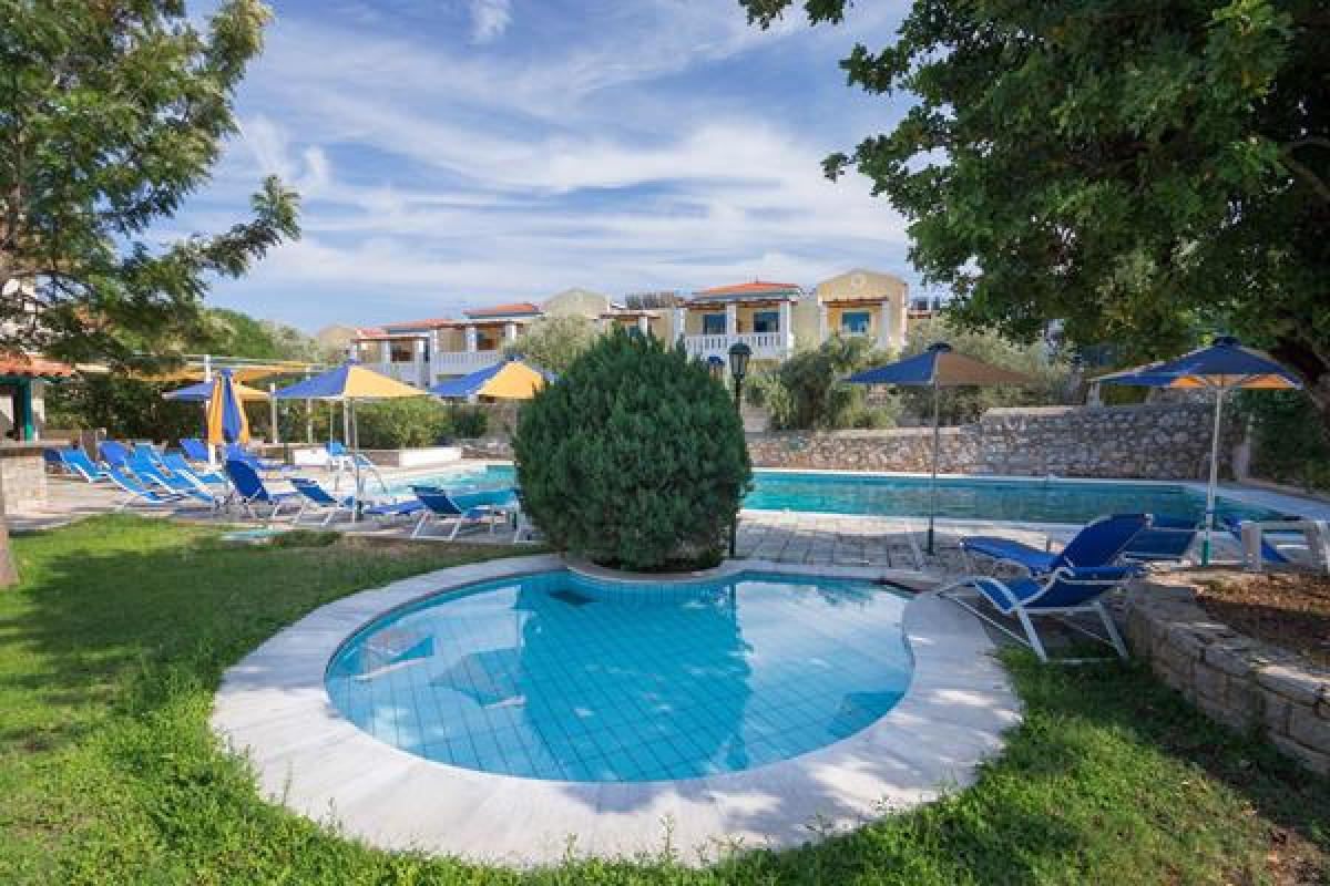 Kyveli Apartments (Vrodathos)