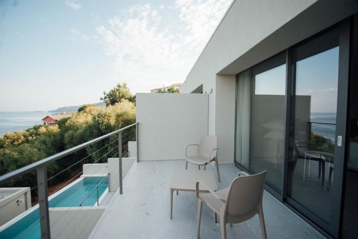 Sivota Deamaris Luxury Boutique Hotel