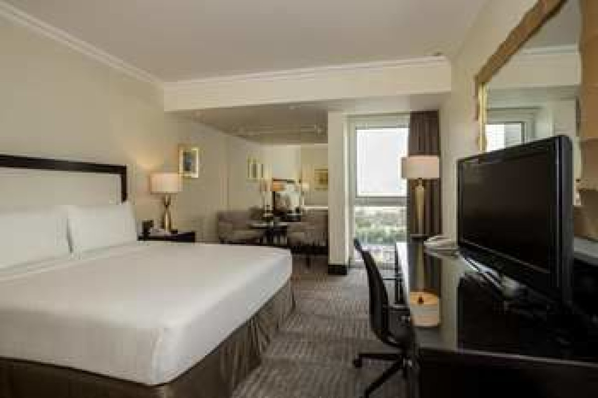 RADISSON BLU HOTEL amp; RESORT, ABU DHABI CORNICHE