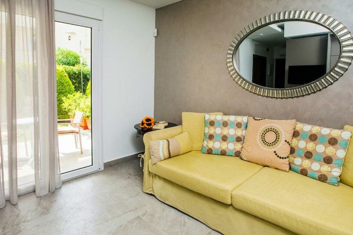 Sun Residence - Seaside Hotel  Suites