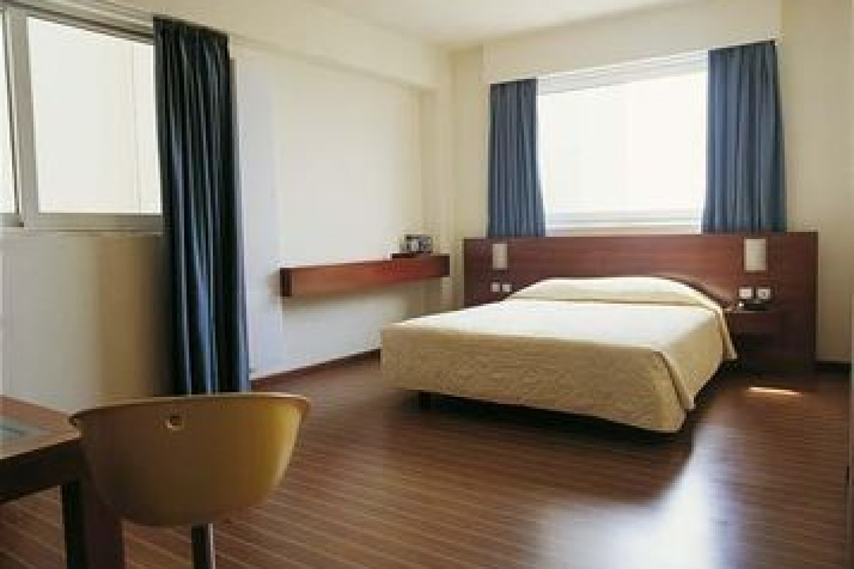 DORIAN INN, SURE HOTEL COLLECTION BY BEST WESTERN