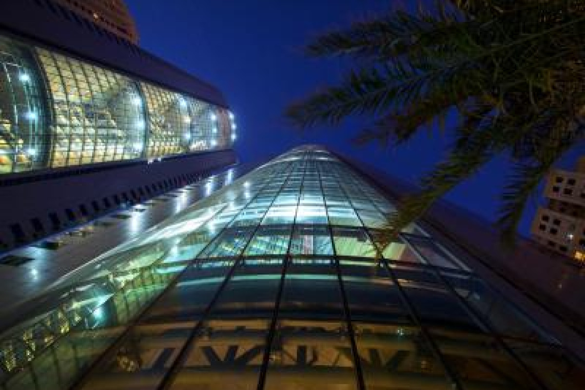 BLUE BEACH TOWER