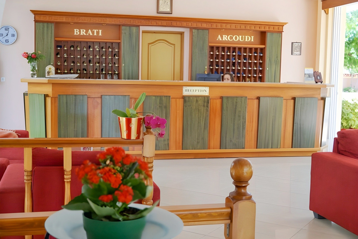 Brati Arkoudi Hotel