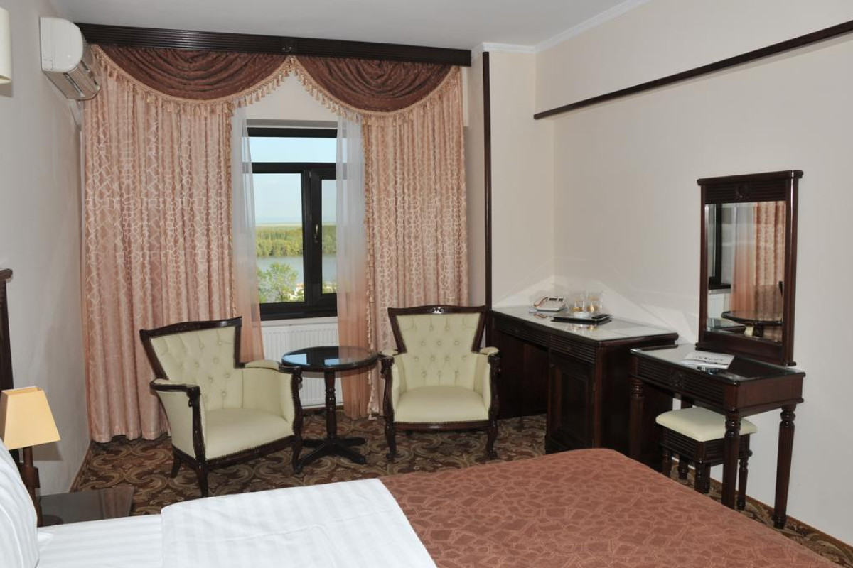 GRAND ORIENT