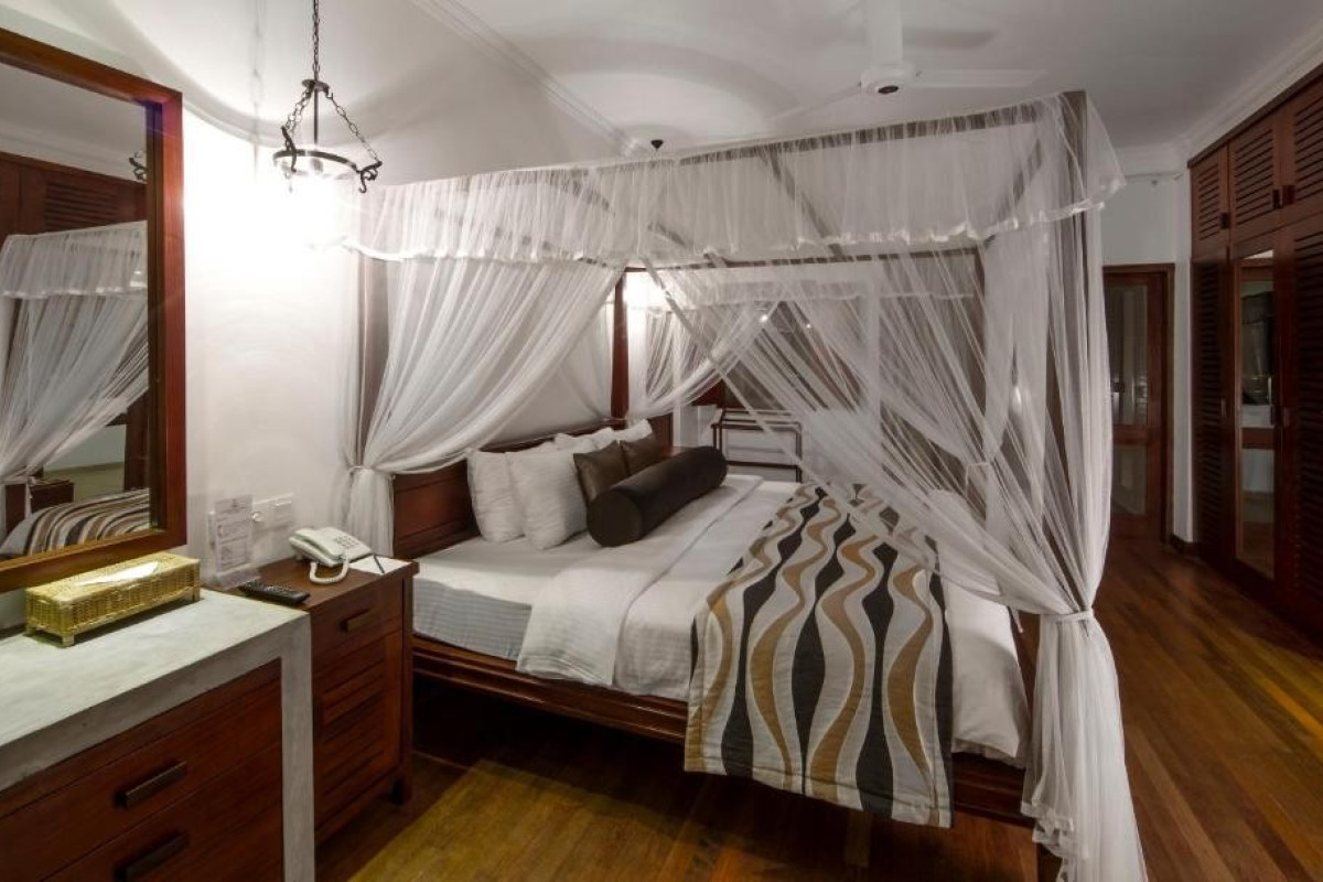 Tangerine Beach Hotel