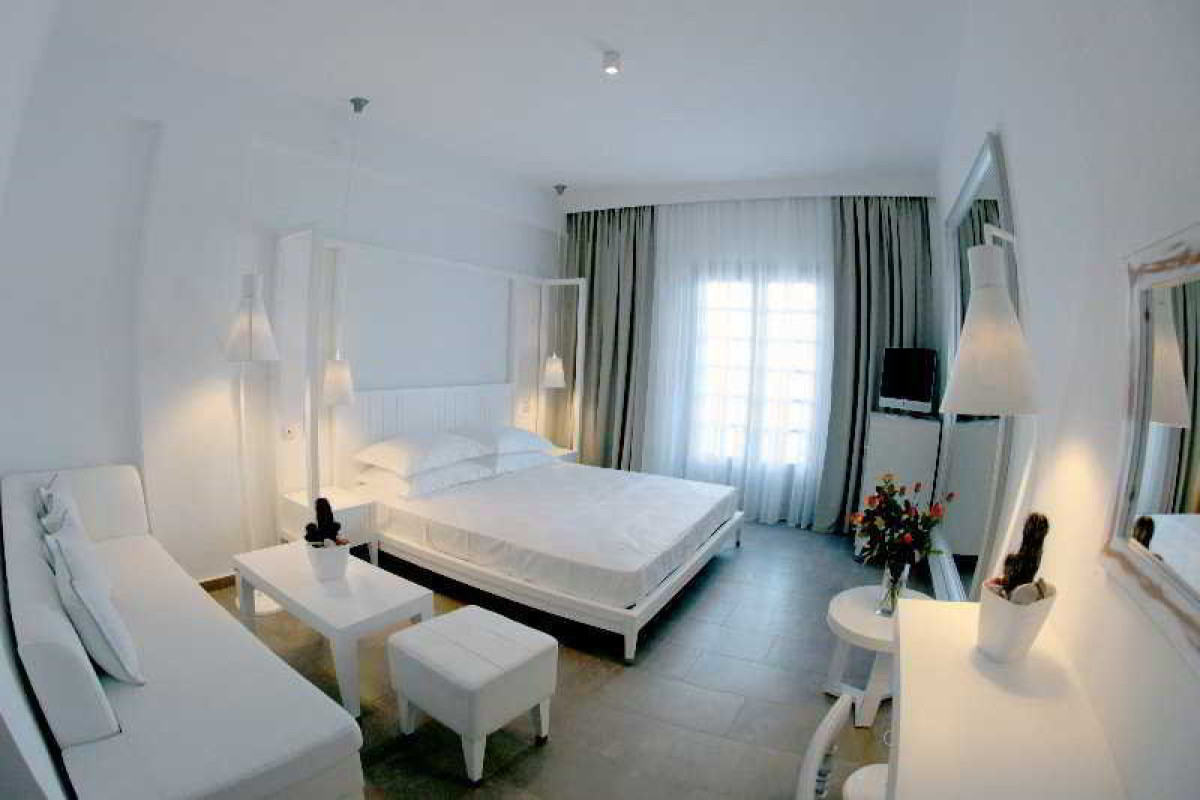 White Suites Resort