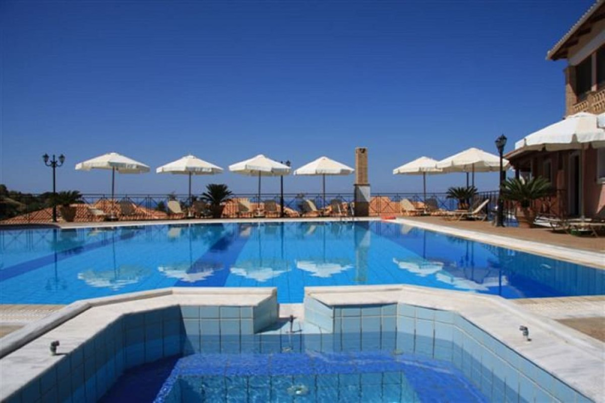 SEA VIEW VILLAGE STUDIOS AND APARTMENTS