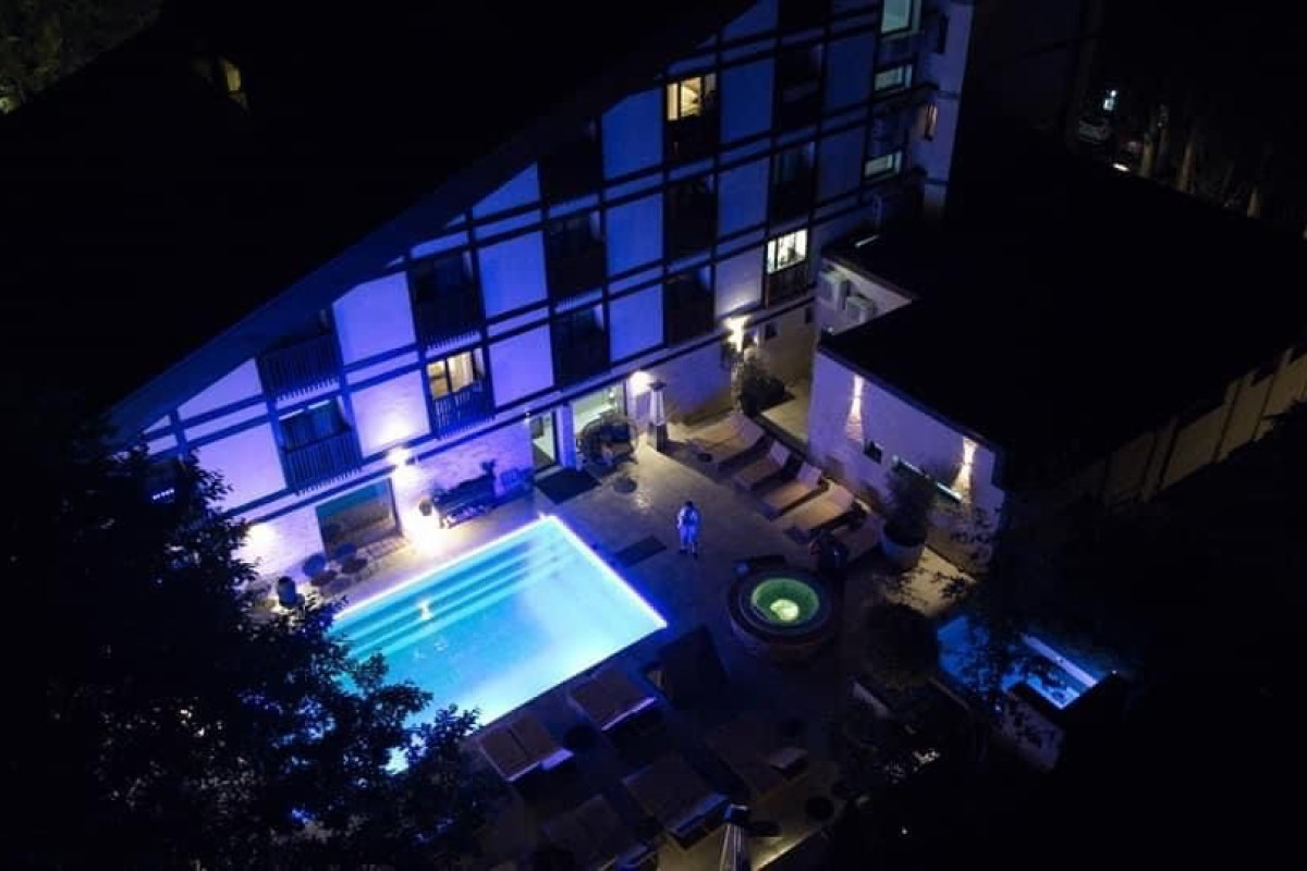 HOTEL ELEXUS PREDEAL