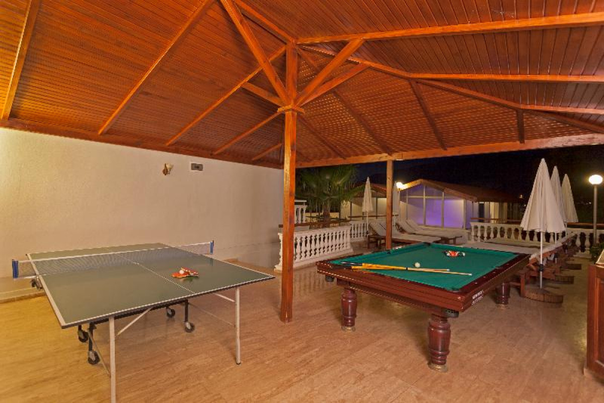 Sunny Hill Alya Hotel