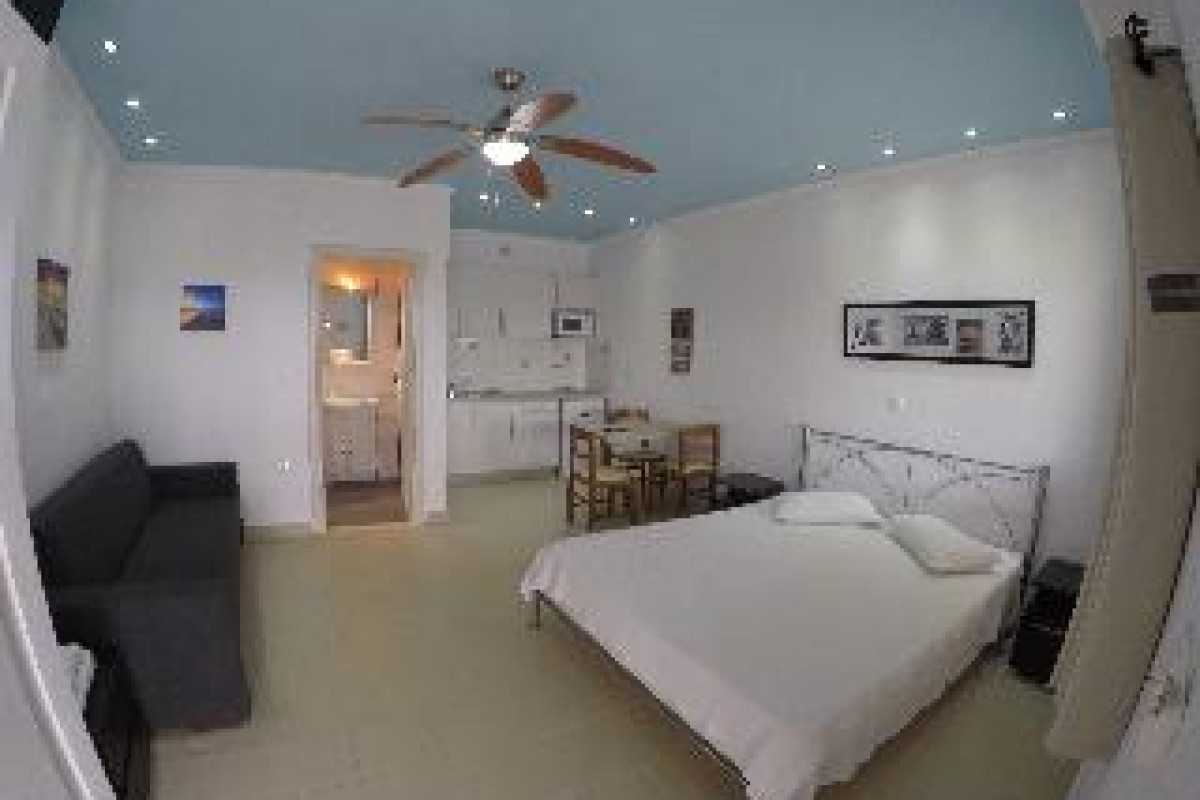 ANDROMACHES HOLIDAY APARTMENTS