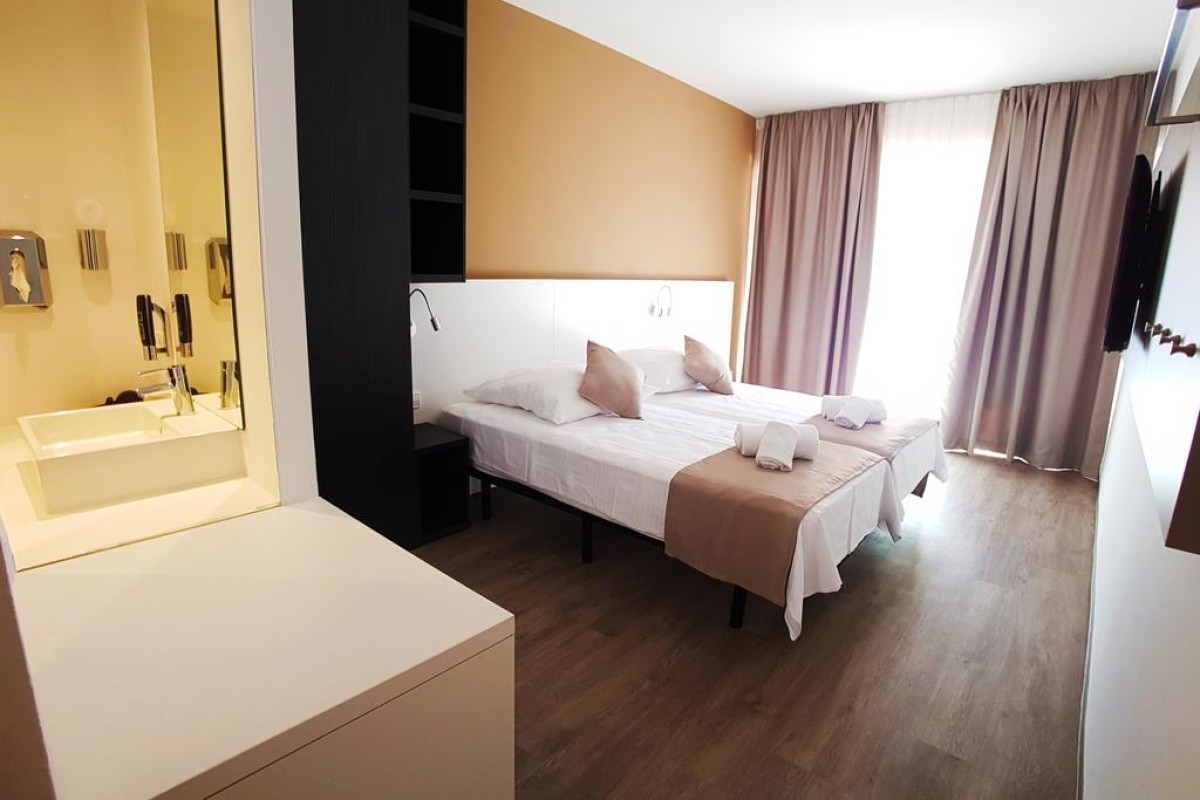 Planet One Hotel