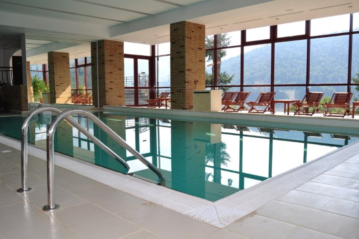 HOTEL VALEA CU PESTI