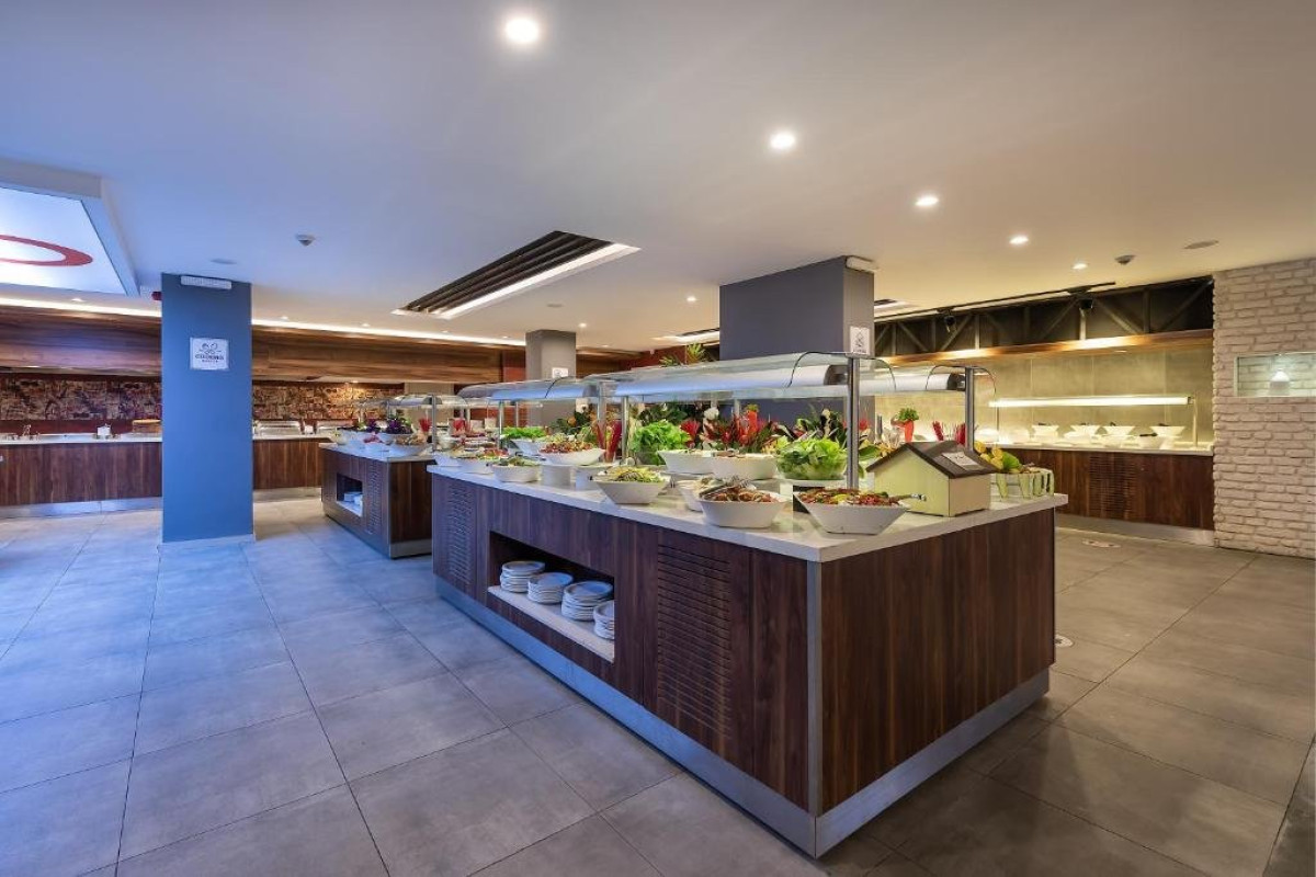White City Beach Hotel