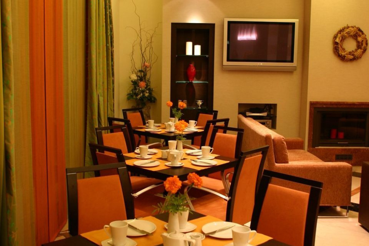 Alexandros Boutique Hotel***