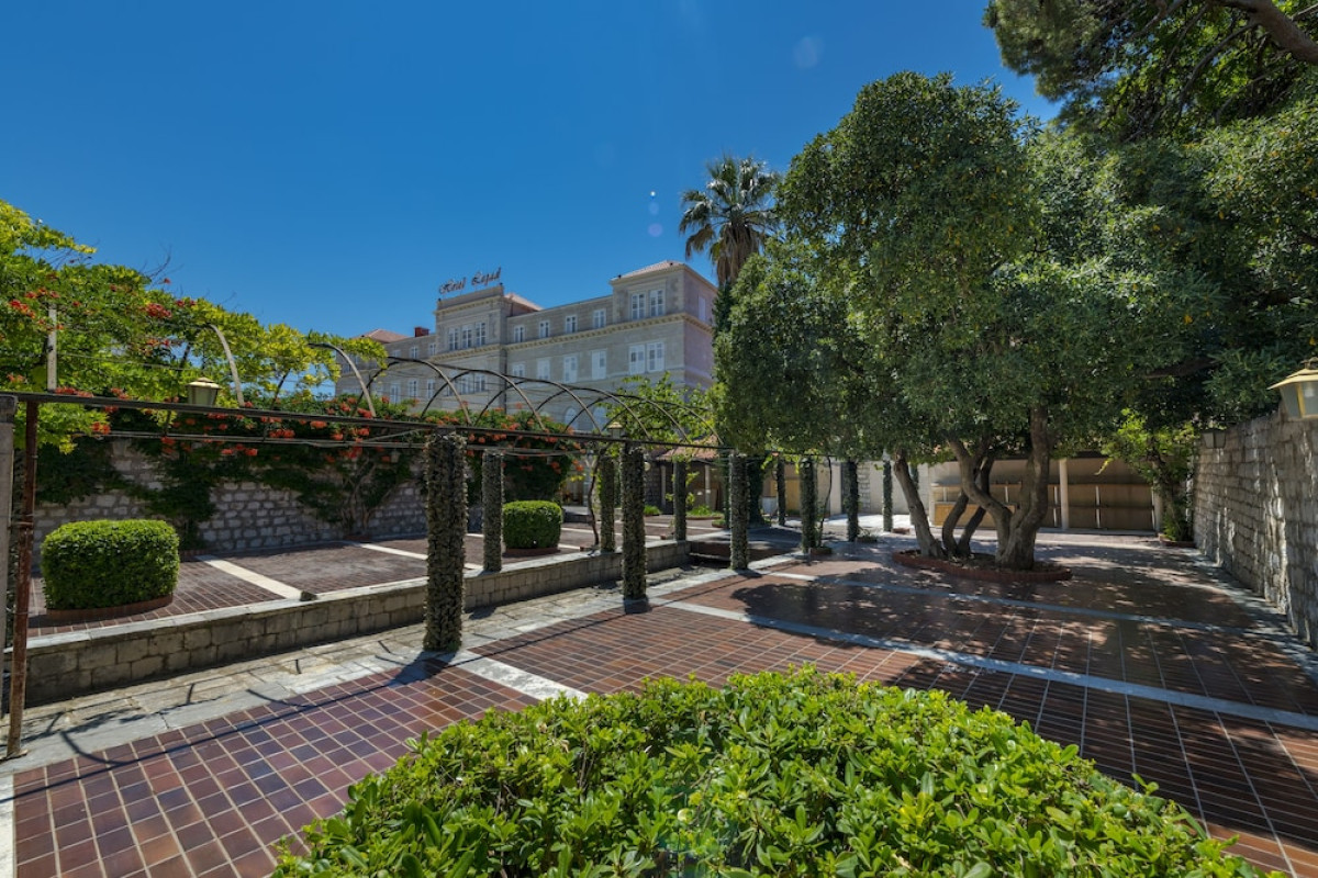 LAPAD HOTEL