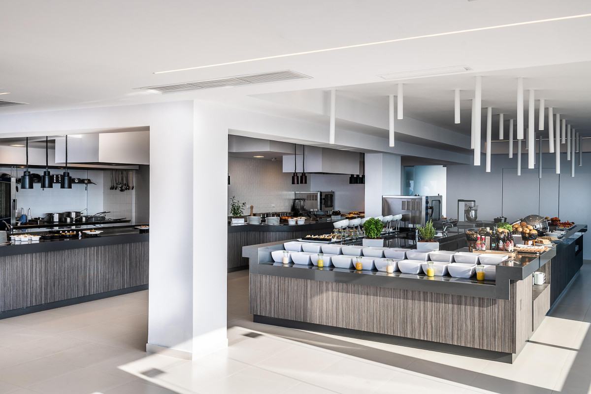 PORTO PLATANIAS BEACH LUXURY SELECTION