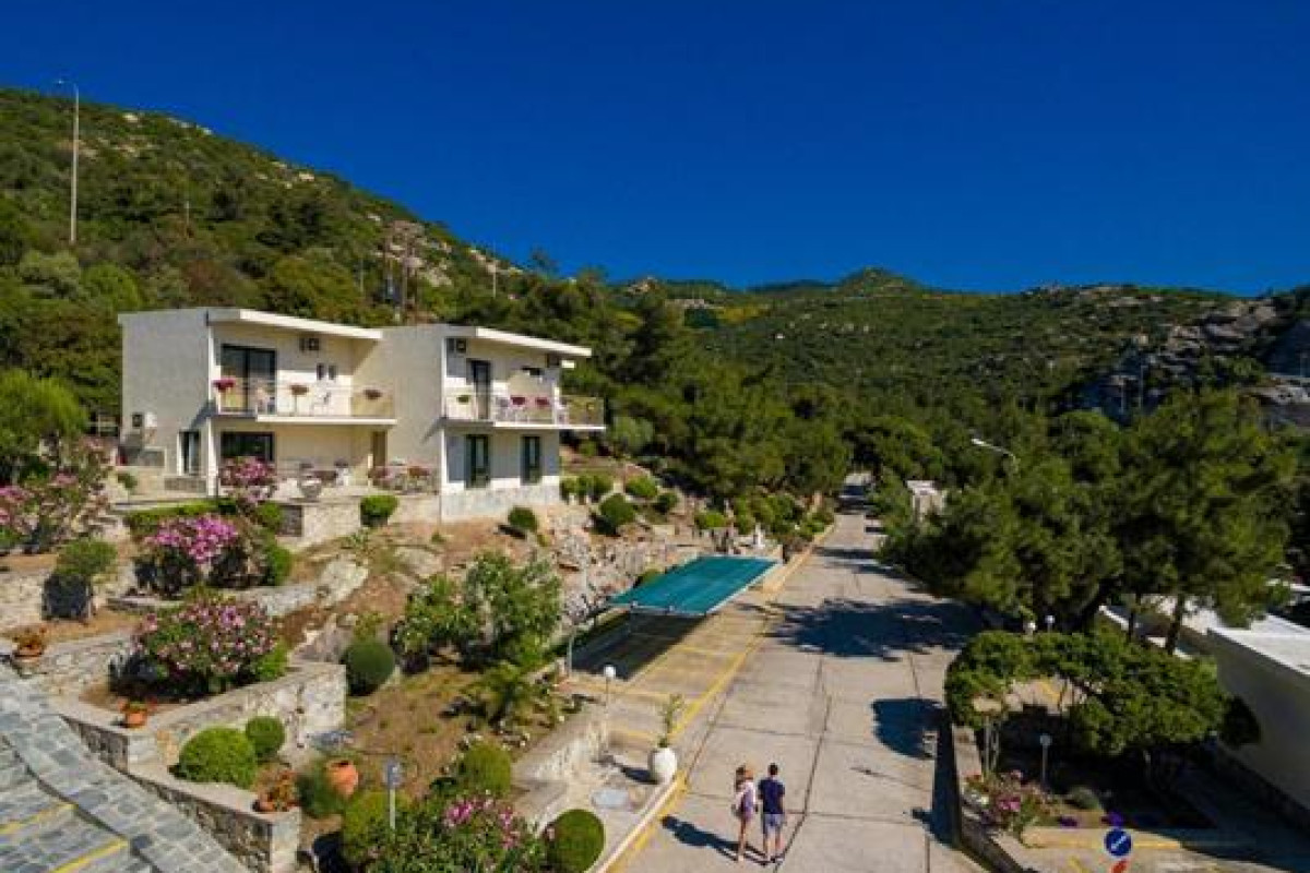 Tosca Beach Hotel