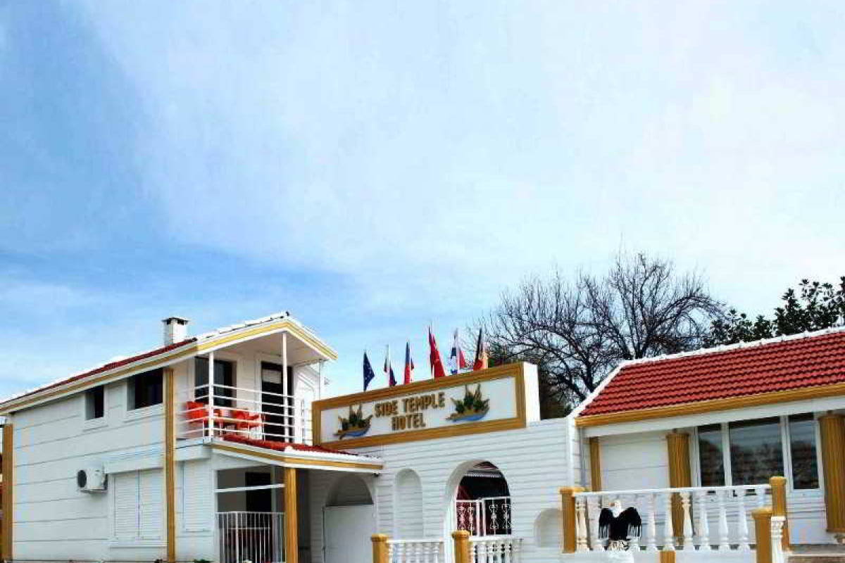 SIDE TEMPLE HOTEL