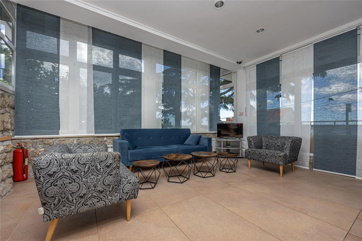 HOTEL VILLA AURORA 3*