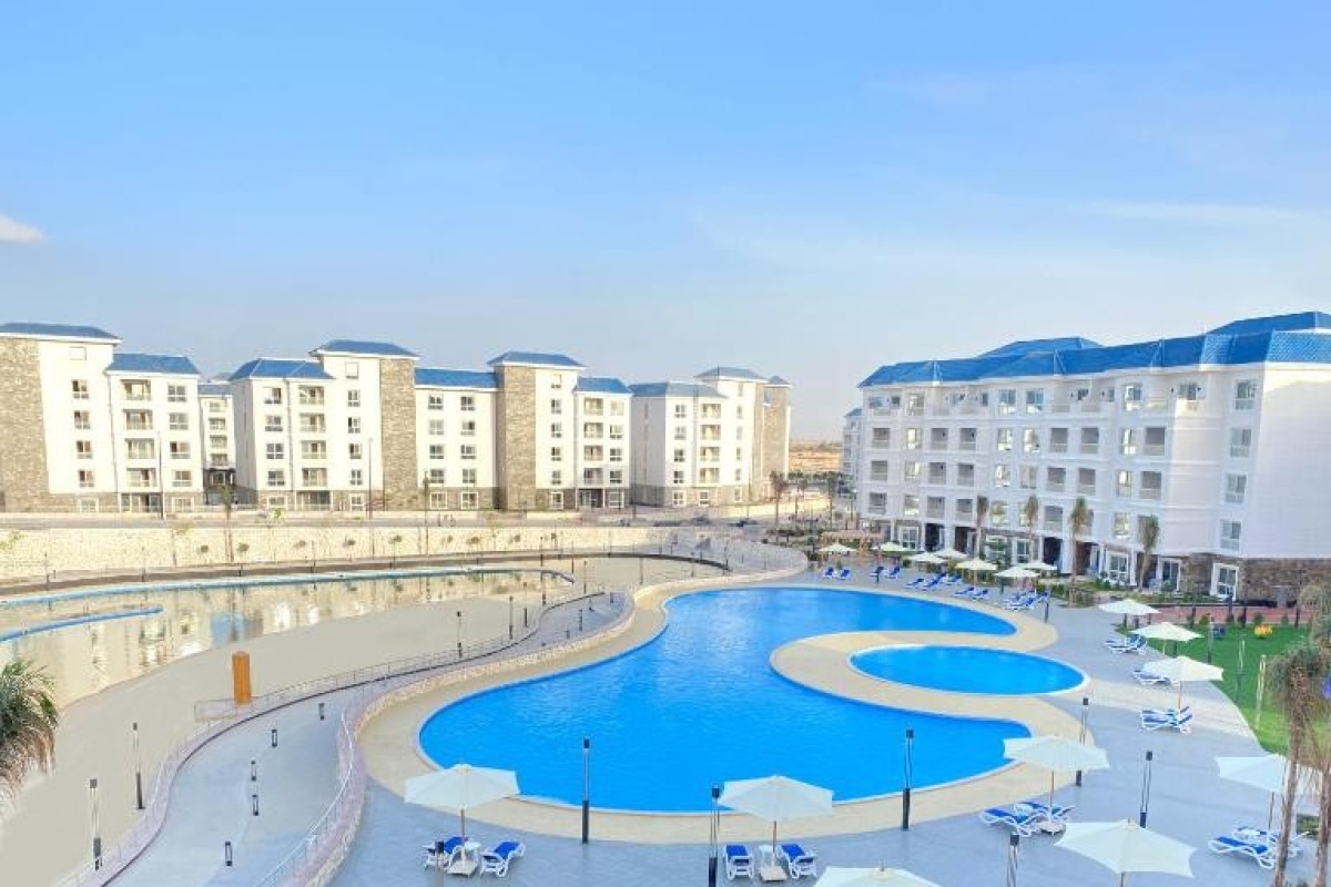 Azur One Eleven Hotel