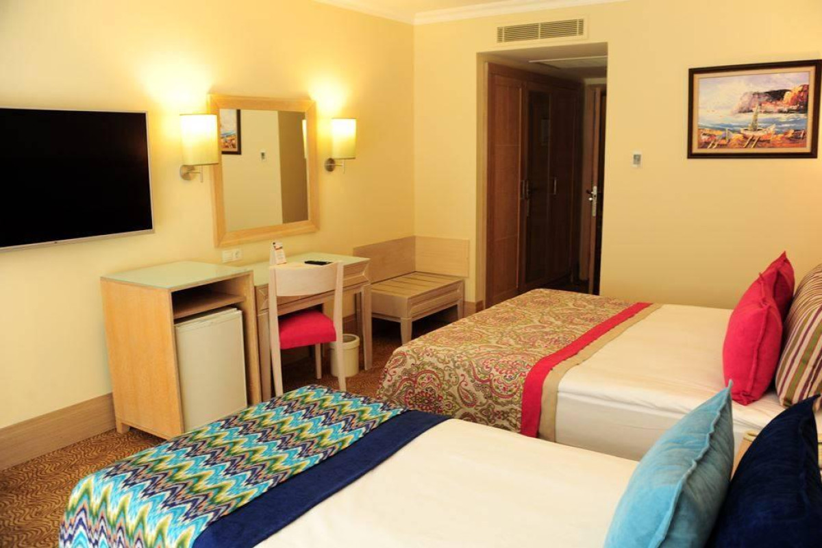ORANGE COUNTY RESORT HOTEL BELEK