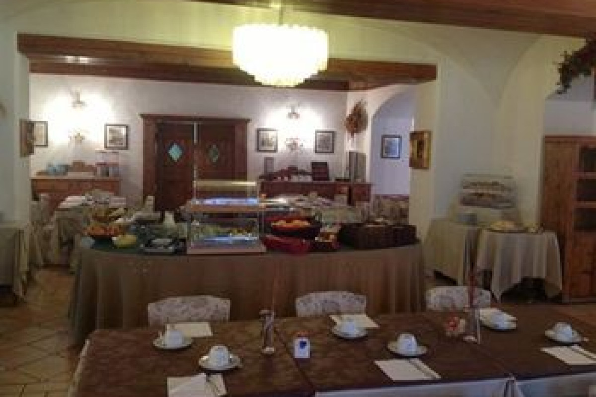 HOTEL AQUILA