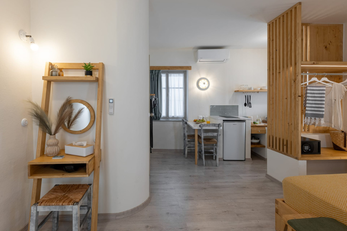 Capella Skiathos Residences