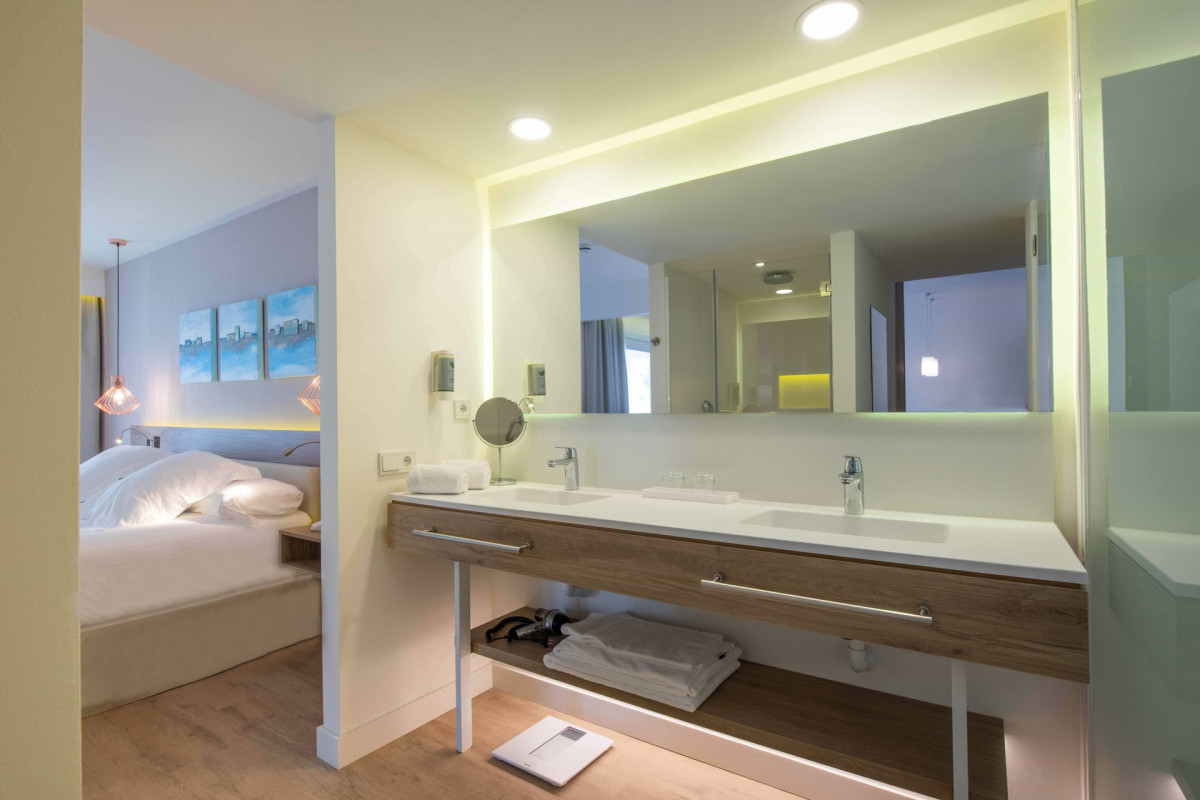 Valentin Somni Hotel  Suites