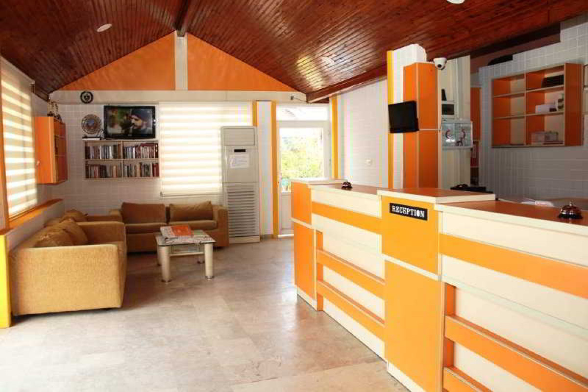 SIDE TEMPLE HOTEL