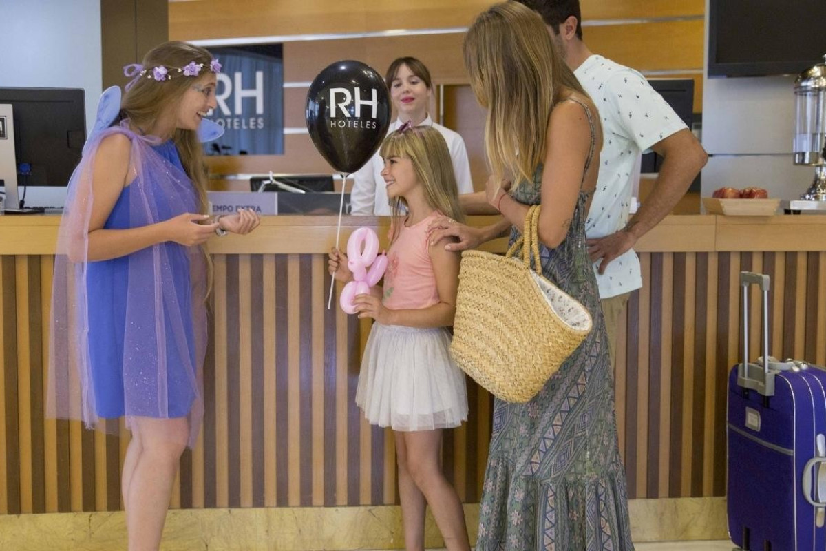 RH Ifach