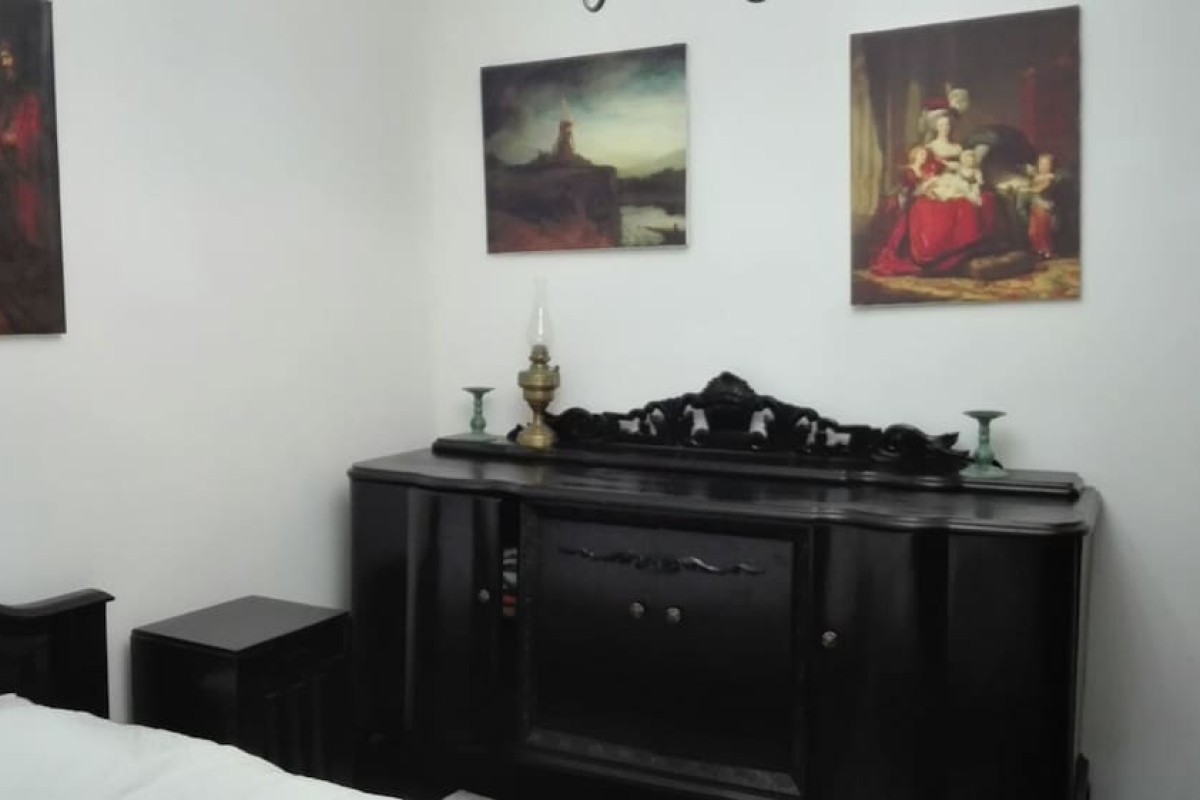 LILIS HOUSE