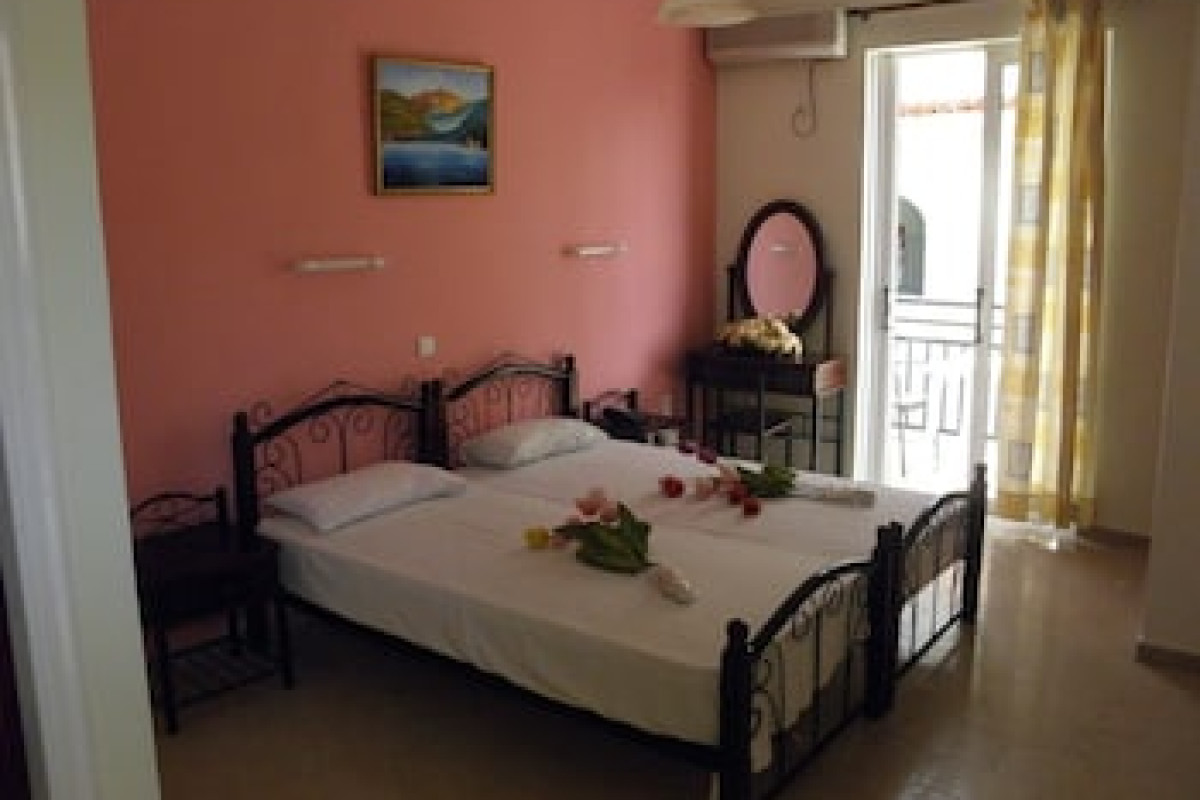 VOSSOS HOTEL APARTMENTS