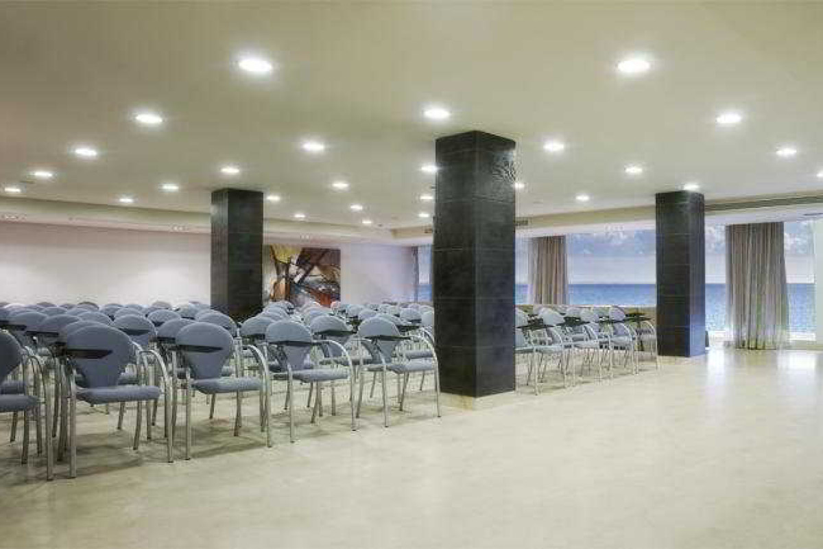 Kn Hotel Arenas del Mar (Adults Only)