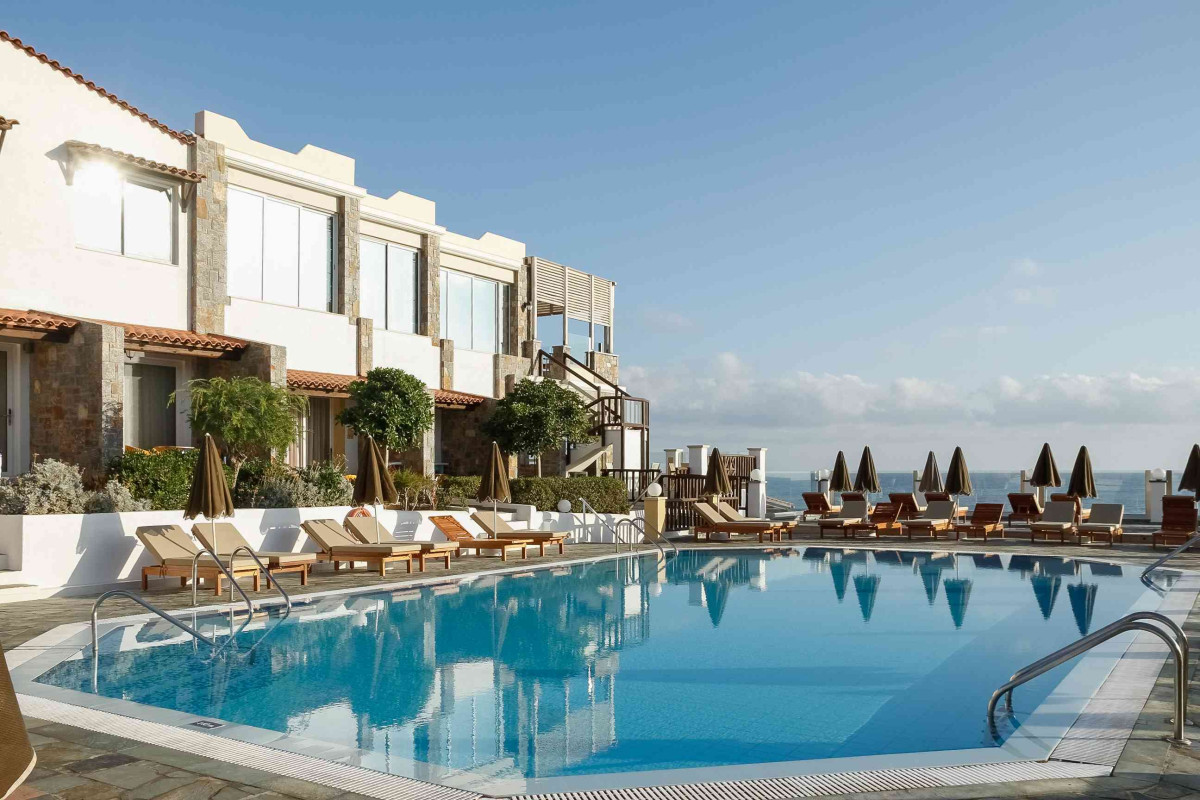 ALEXANDER BEACH HOTEL and VILLAGE