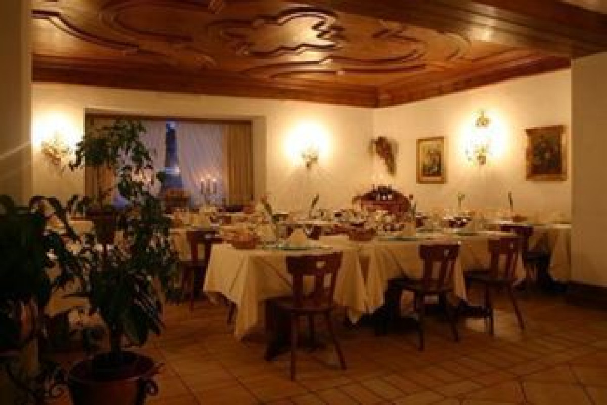HOTEL AQUILA