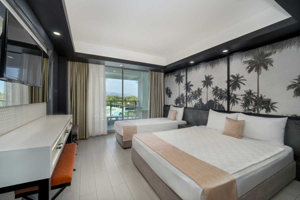 Dosinia Luxury
