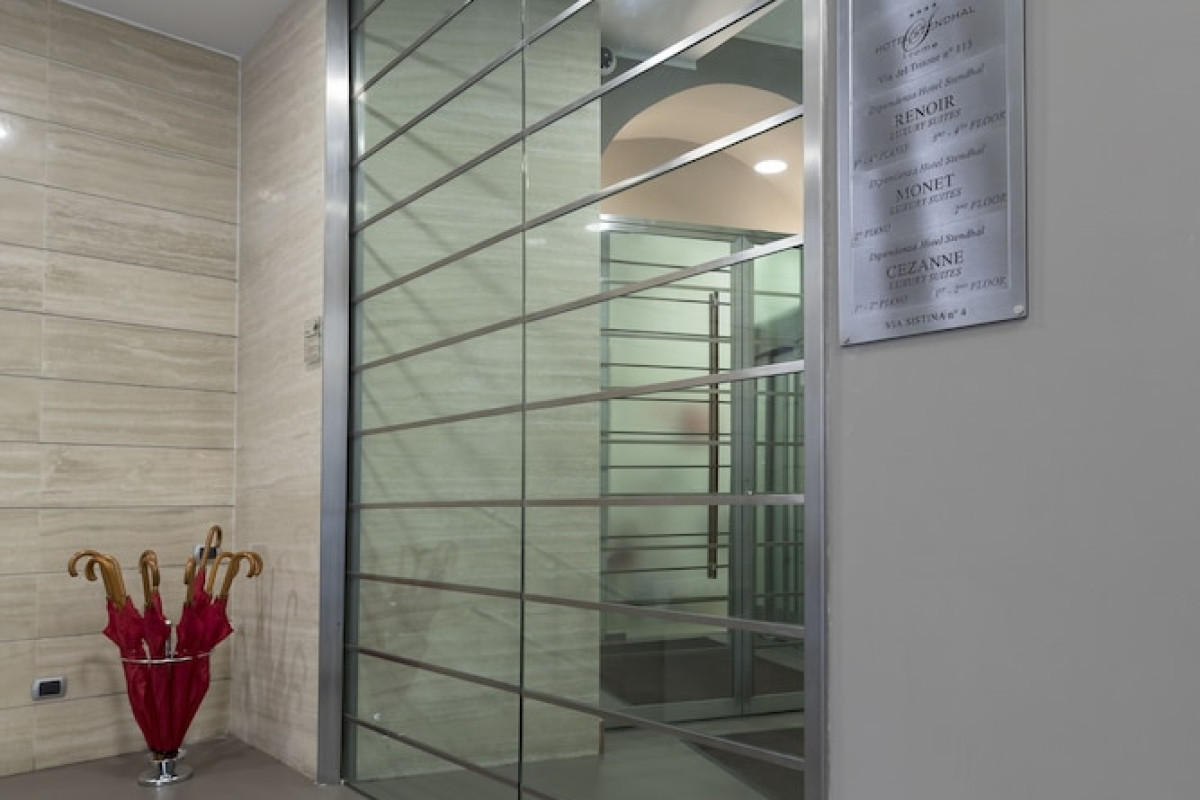 Stendhal Luxury Suites