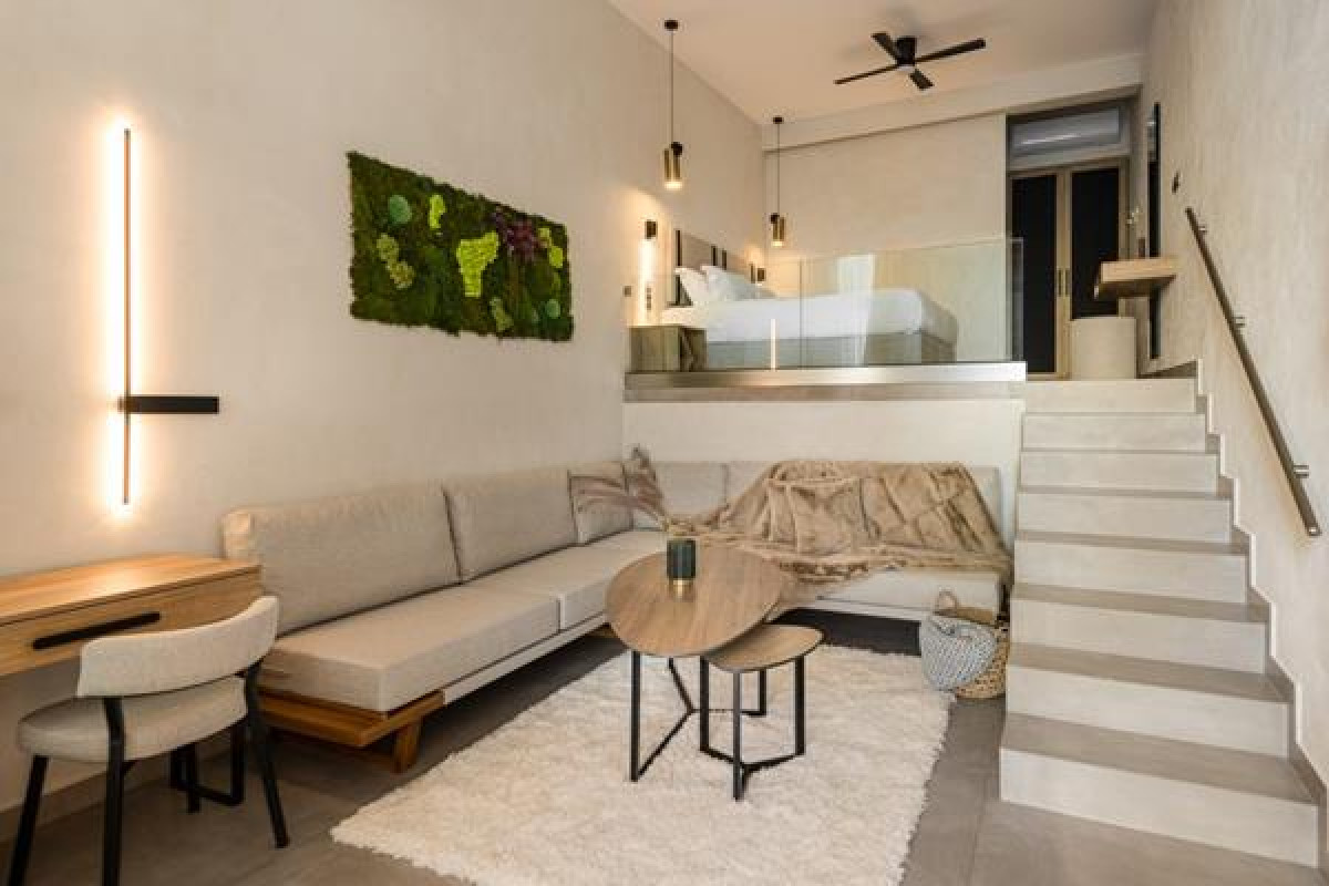 Akrotiri Olympos Luxury Suites