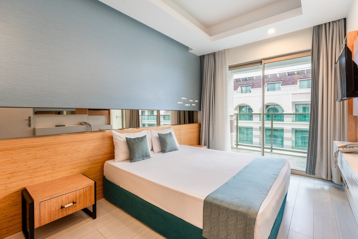 Dosinia Luxury