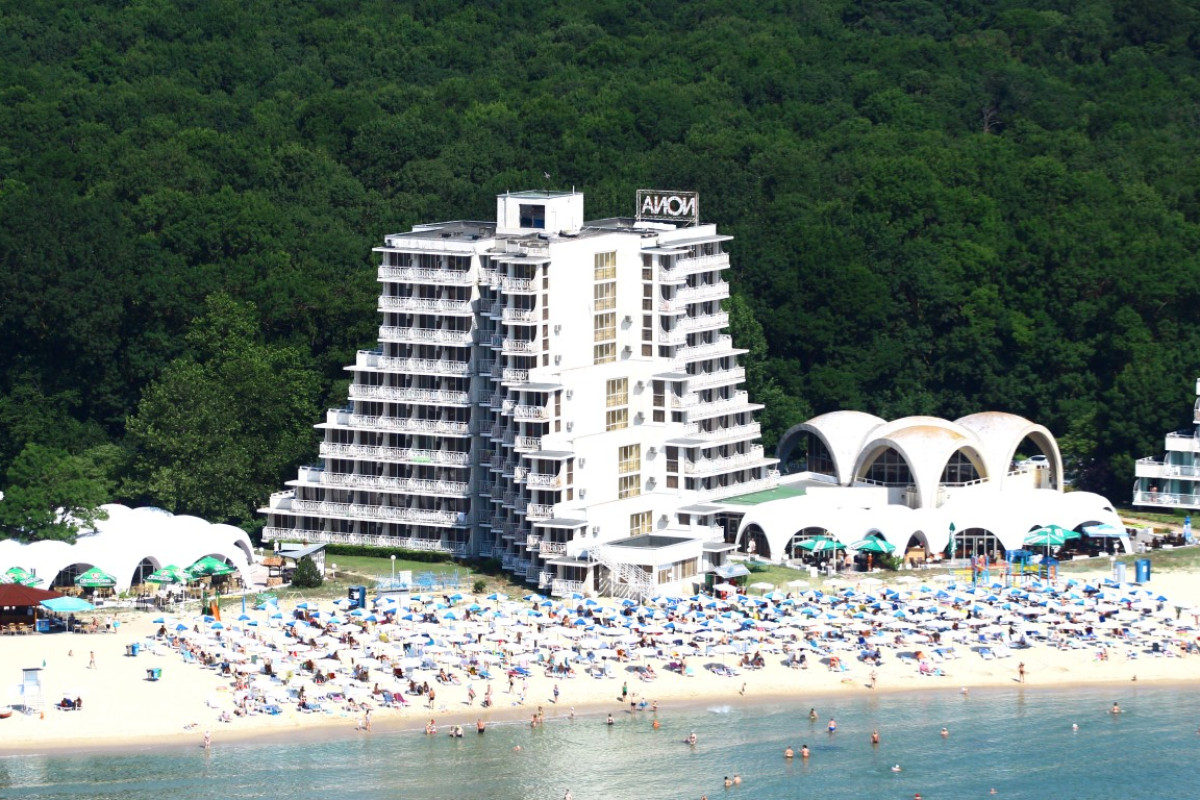 Nona (Albena) 3*