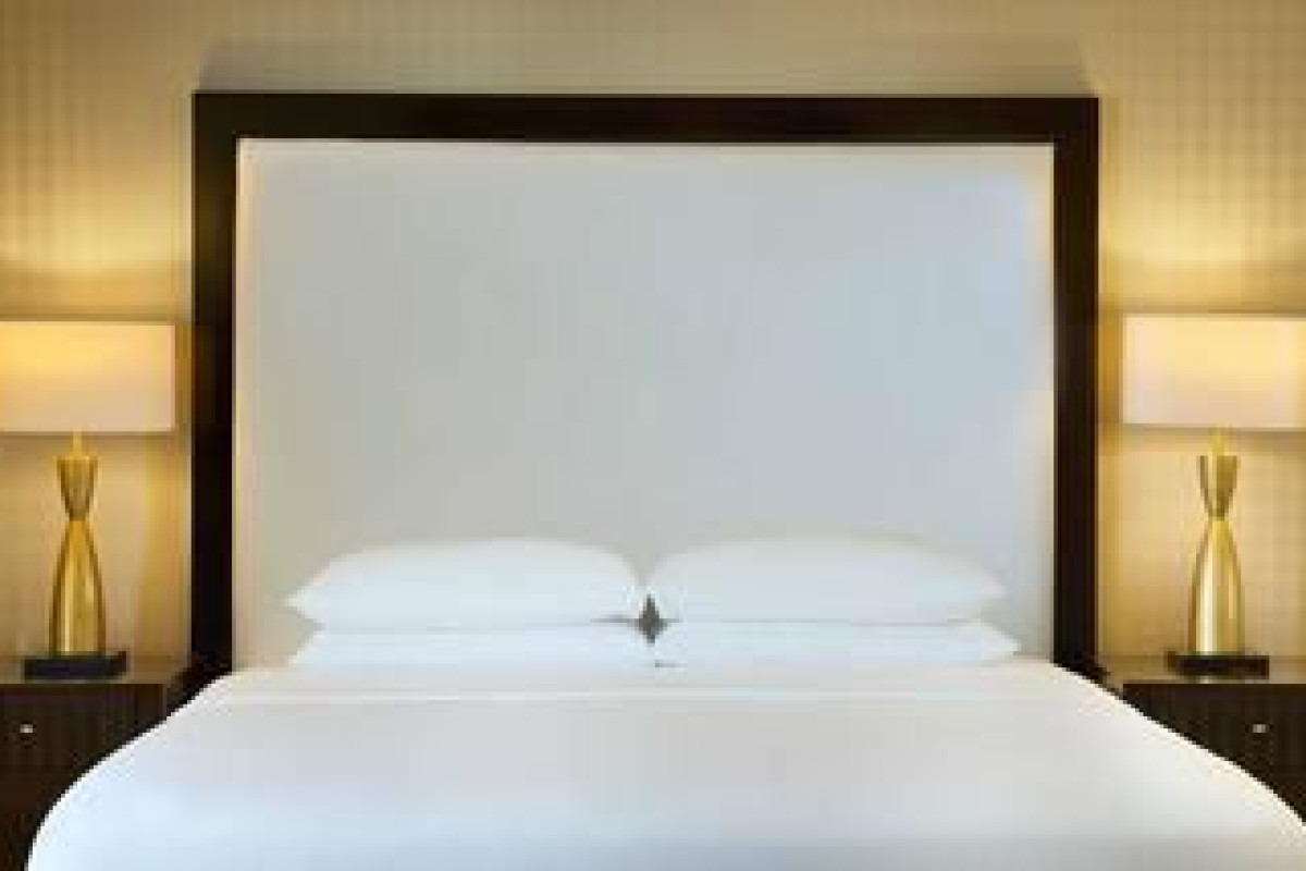 RADISSON BLU HOTEL amp; RESORT, ABU DHABI CORNICHE