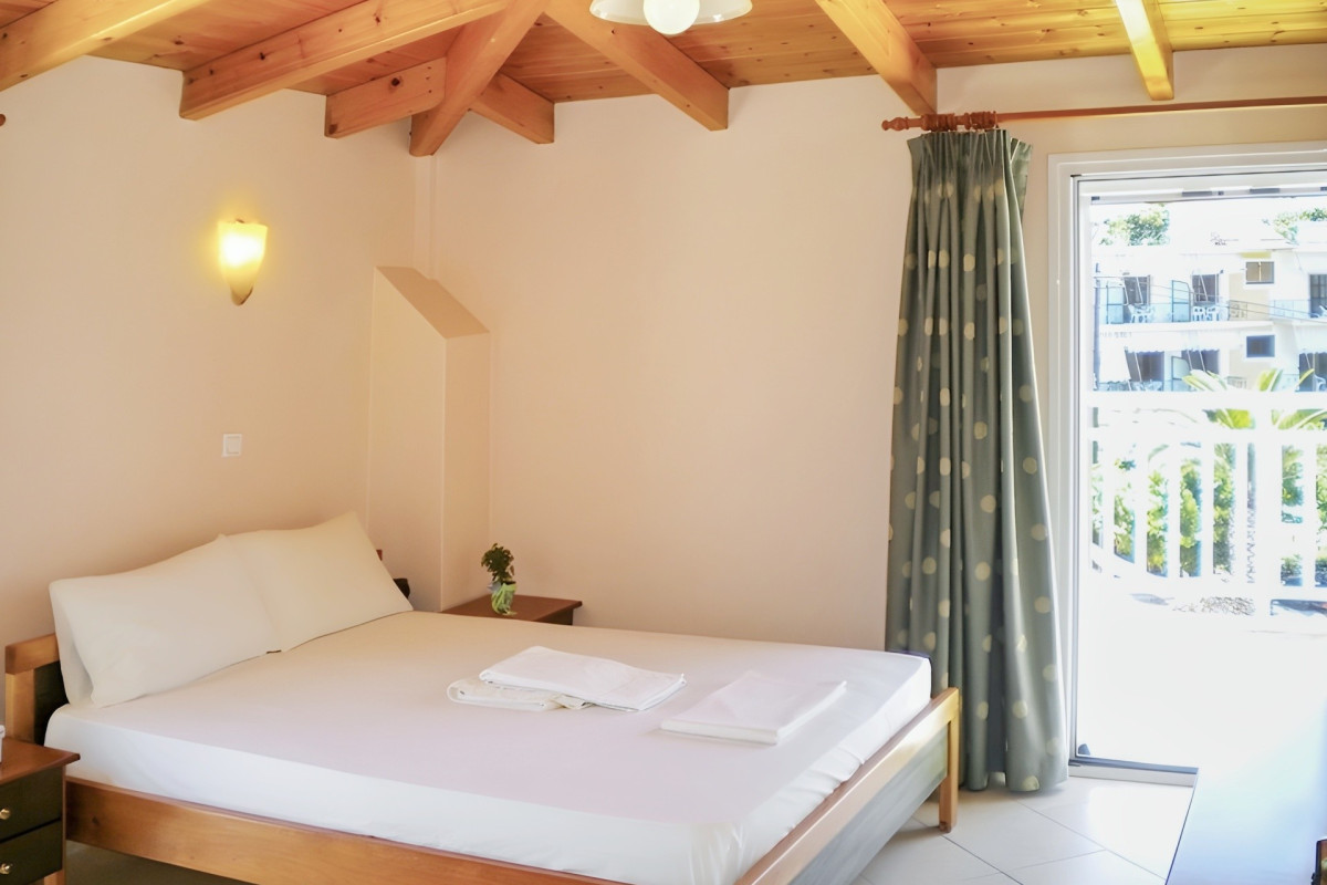 Brati Arkoudi Hotel