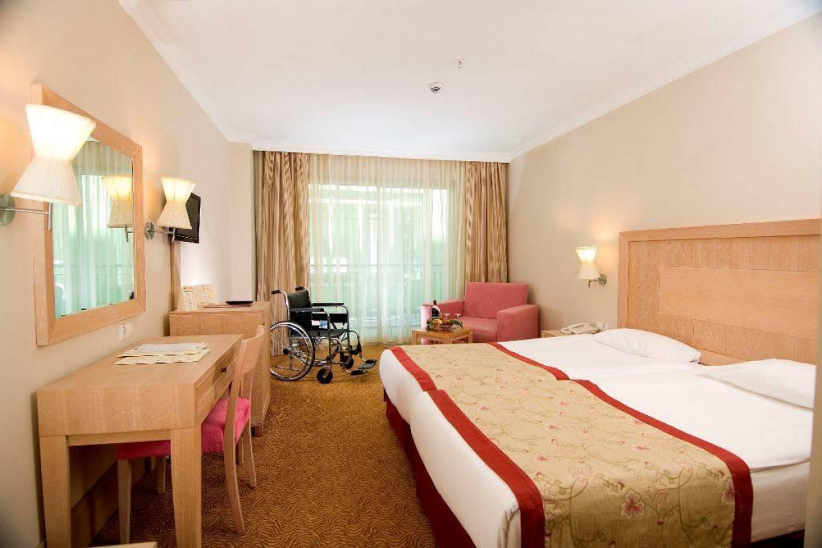 ORANGE COUNTY RESORT HOTEL BELEK