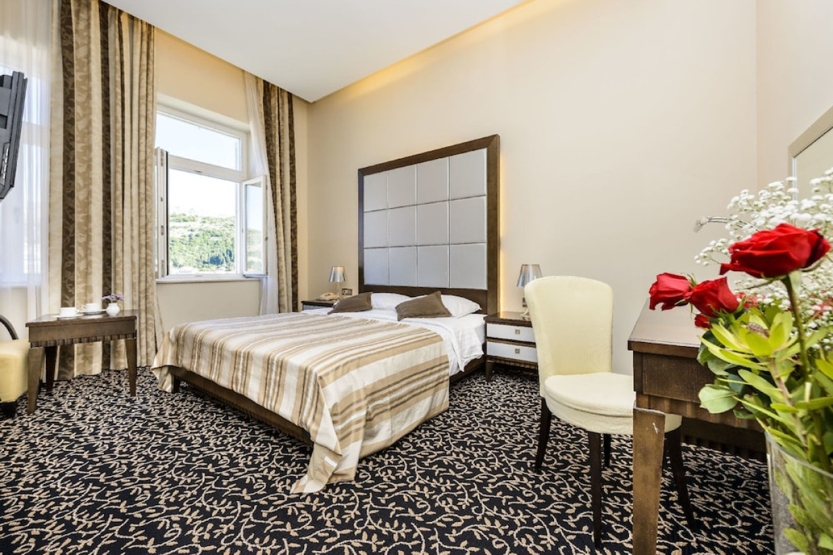 LAPAD HOTEL