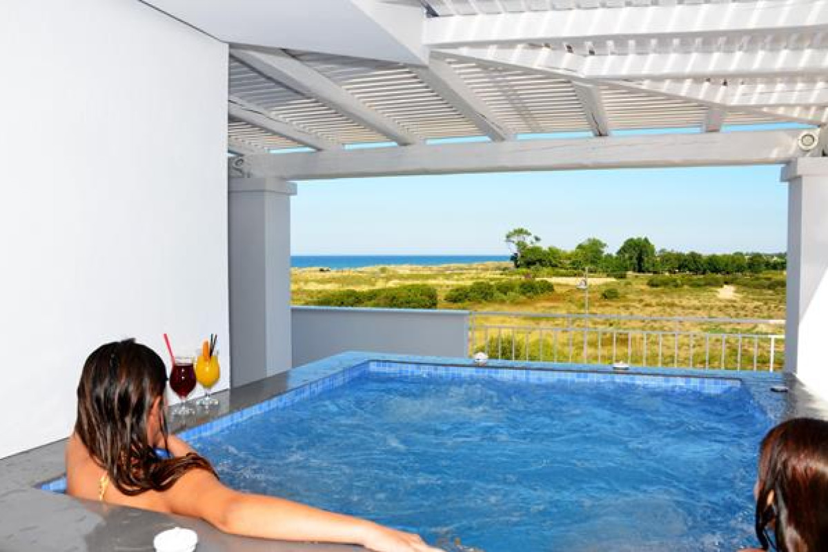 Evilion and Stilvi Hotels
